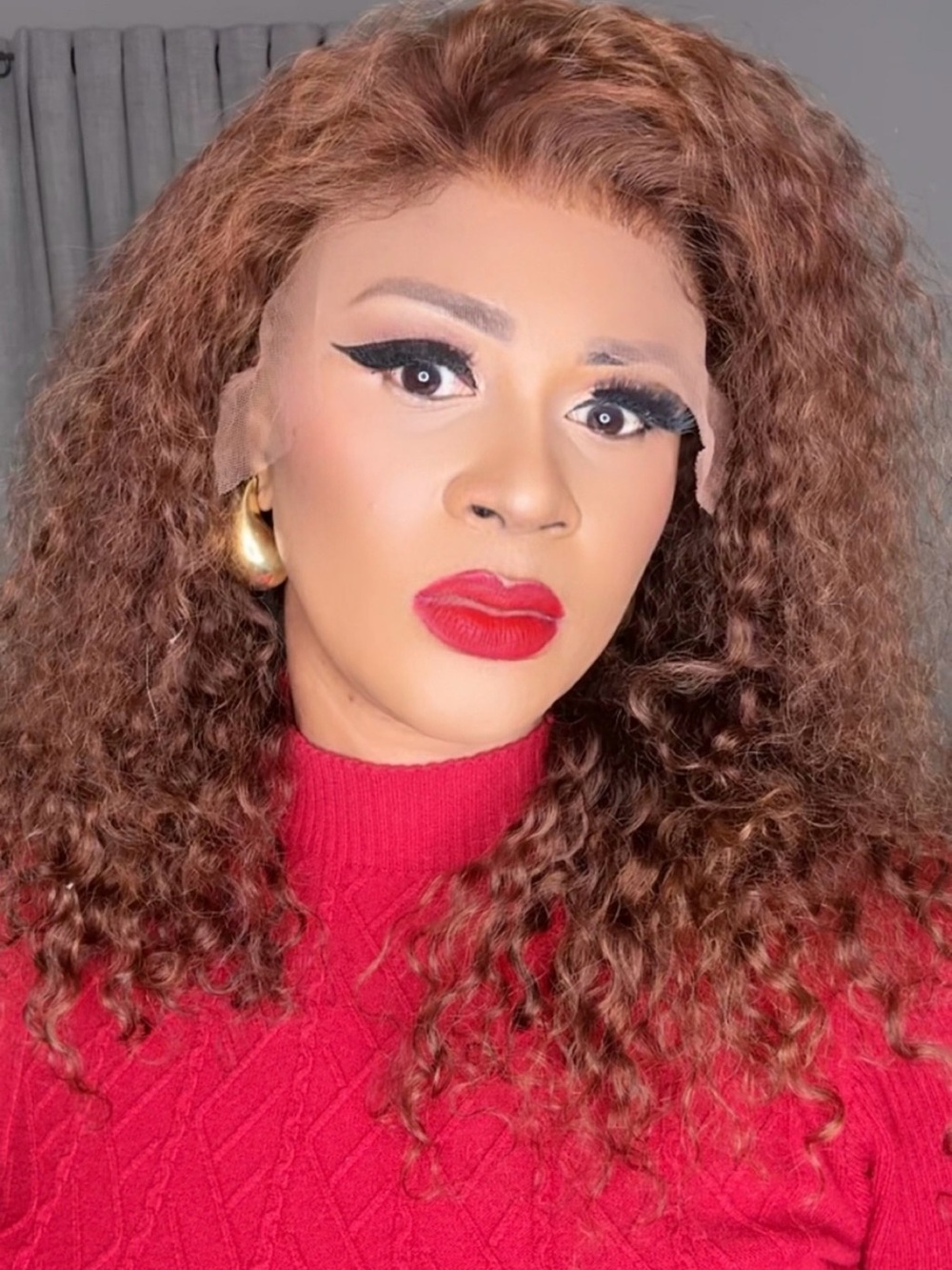 Stylish Brown Curly Women’s Wig - Red Lip Look